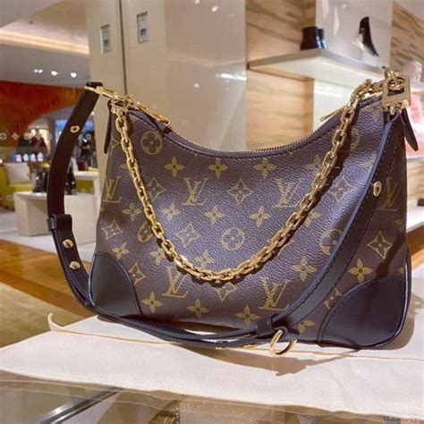 is louis vuitton cheaper in italy than australia|louis vuitton italy prices.